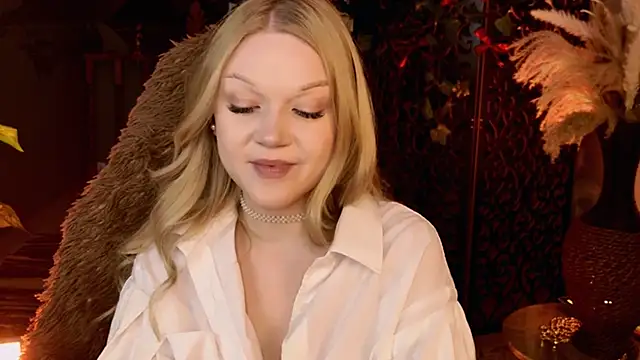 ChloeWhite online show from 03/22/26, 09:22