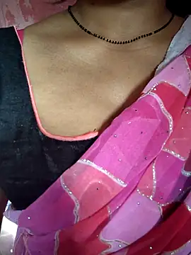 Snapshot of Nilam_cute chatting on 04/16/26, 10:27 Nilam cute online show from 04/16/26, 10:27