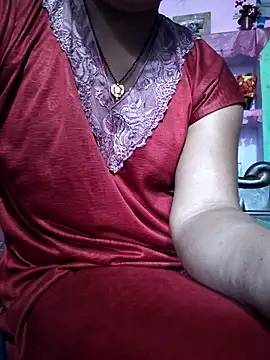 Nilam cute online show from 04/17/26, 04:04