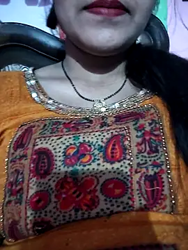 Snapshot of Nilam_cute chatting on 03/05/26, 01:40 Nilam cute online show from 03/05/26, 01:40