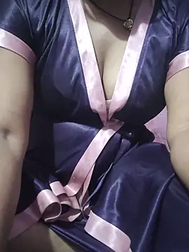 Nilam cute online show from 05/28/26, 06:47