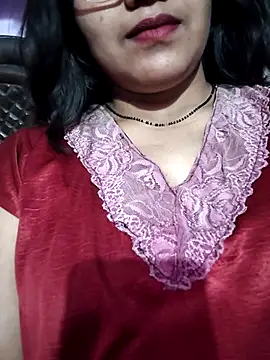 Snapshot of Nilam_cute chatting on 03/06/26, 02:45 Nilam cute online show from 03/06/26, 02:45