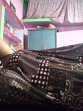 Snapshot of Nilam_cute chatting on 04/08/26, 10:39 Nilam cute online show from 04/08/26, 10:39