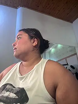 Snapshot of tatikanyx chatting on 07/17/26, 12:13 tatikanyx online show from 07/17/26, 12:13