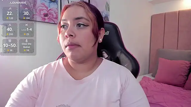 Snapshot of tatikanyx chatting on 02/19/26, 04:59 tatikanyx online show from 02/19/26, 04:59