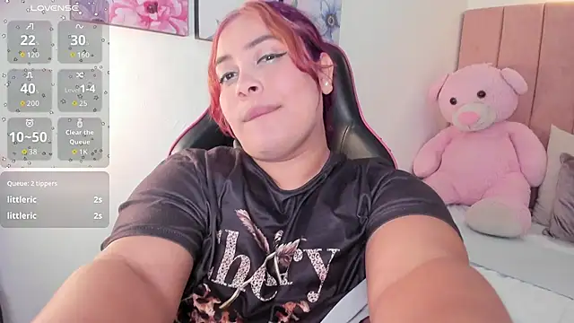 Snapshot of tatikanyx chatting on 02/18/26, 04:47 tatikanyx online show from 02/18/26, 04:47