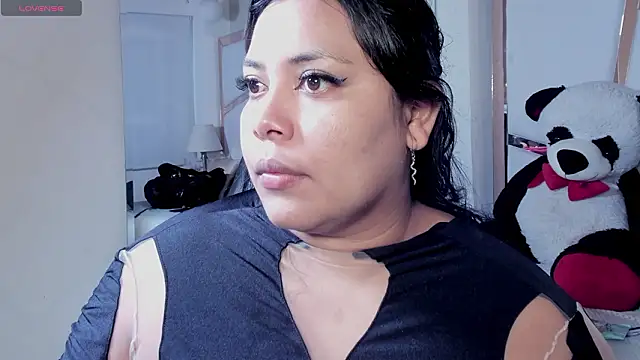 Snapshot of tatikanyx chatting on 02/01/26, 12:14 tatikanyx online show from 02/01/26, 12:14