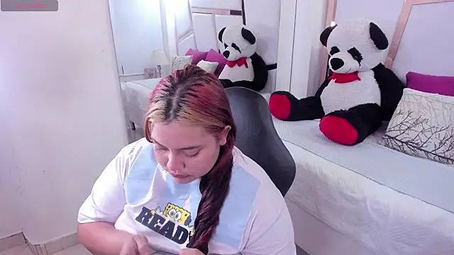 tatikanyx online show from 03/25/26, 12:04