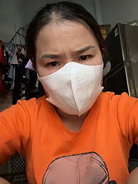 Snapshot of July-love chatting on 02/08/26, 06:55 July-love online show from 02/08/26, 06:55