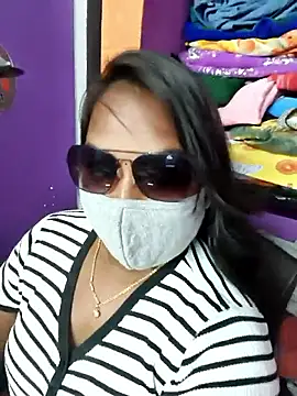 Snapshot of Tamil_Hot_Priya chatting on 02/07/26, 02:03 Tamil Hot Priya online show from 02/07/26, 02:03