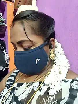 Tamil Hot Priya online show from 01/10/26, 03:51