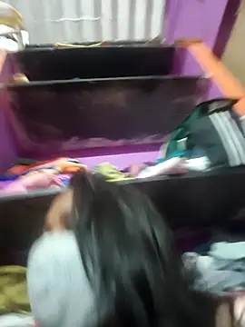 Snapshot of Tamil_Hot_Priya chatting on 02/18/26, 01:25 Tamil Hot Priya online show from 02/18/26, 01:25