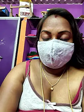 Snapshot of Tamil_Hot_Priya chatting on 02/24/26, 11:49 Tamil Hot Priya online show from 02/24/26, 11:49