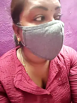 Snapshot of Tamil_Hot_Priya chatting on 02/28/26, 08:36 Tamil Hot Priya online show from 02/28/26, 08:36