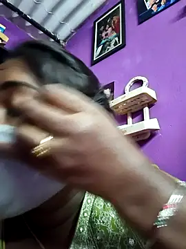 Snapshot of Tamil_Hot_Priya chatting on 02/11/26, 12:05 Tamil Hot Priya online show from 02/11/26, 12:05