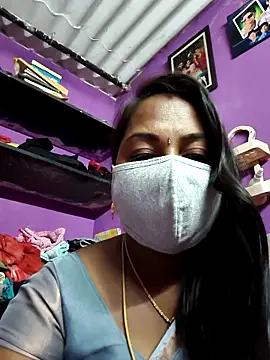 Snapshot of Tamil_Hot_Priya chatting on 02/10/26, 11:31 Tamil Hot Priya online show from 02/10/26, 11:31