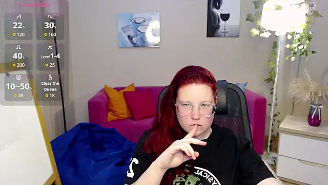 kuri u online show from 04/23/26, 10:44