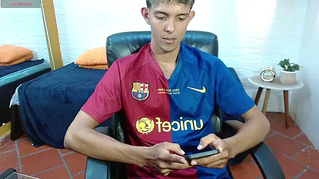 eric oslo online show from 01/08/26, 06:58