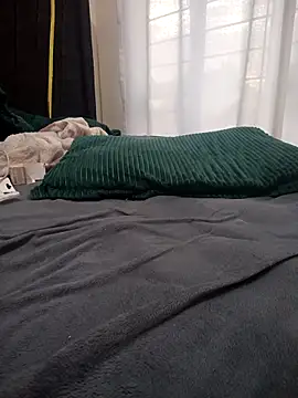 Snapshot of reddiamond07 chatting on 02/13/26, 03:34 reddiamond07 online show from 02/13/26, 03:34