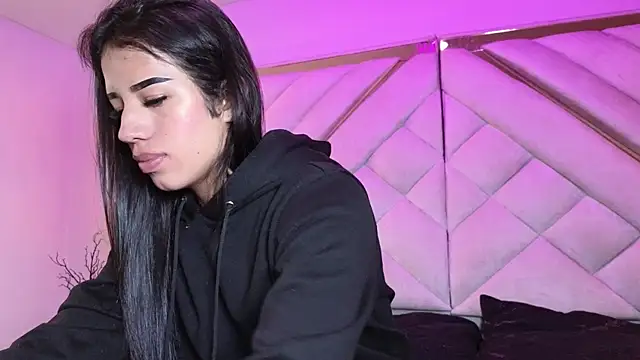 zoevg online show from 03/27/26, 12:50