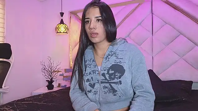 zoevg online show from 03/16/26, 12:31