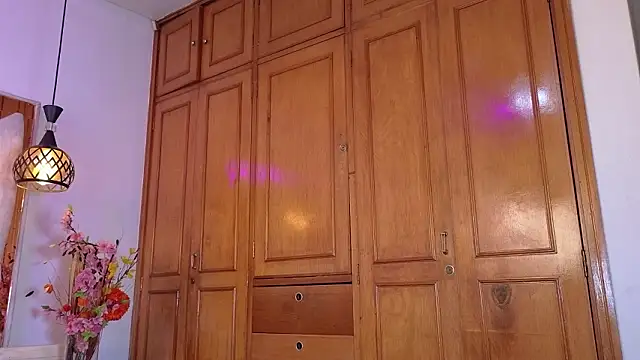 zoevg online show from 02/26/26, 12:27