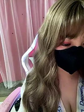 Snapshot of -Violet-t chatting on 01/10/26, 02:12 -Violet-t online show from 01/10/26, 02:12