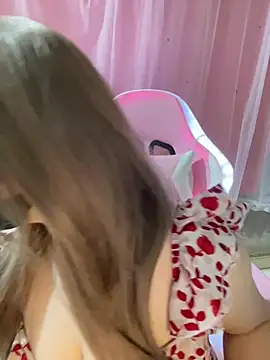 -Violet-t online show from 05/05/26, 01:14
