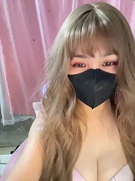 -Violet-t online show from 05/26/26, 12:14