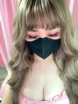 Snapshot of -Violet-t chatting on 01/08/26, 07:14 -Violet-t online show from 01/08/26, 07:14