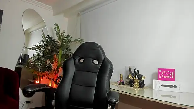 Snapshot of VictoriaPaker chatting on 01/18/26, 11:57 VictoriaPaker online show from 01/18/26, 11:57