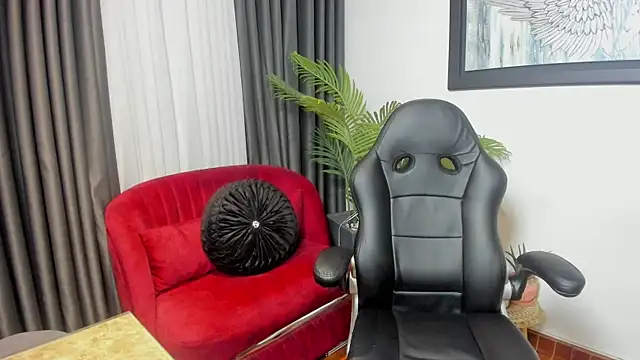 VictoriaPaker online show from 04/02/26, 11:50