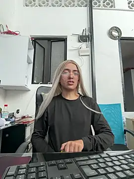 MichaelRossexxx online show from 04/24/26, 08:55