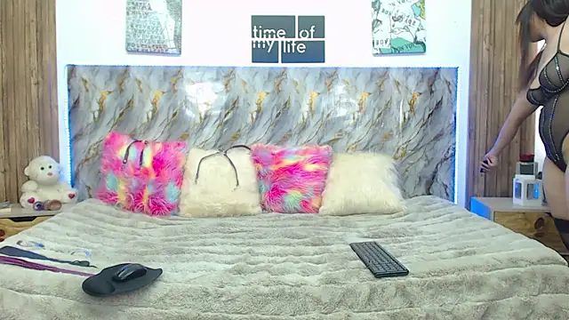 rossyvalbuena online show from 03/10/26, 03:38