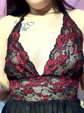 Snapshot of HotQueen777 chatting on 01/08/26, 02:06 HotQueen777 online show from 01/08/26, 02:06