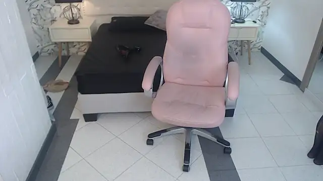 Venusandrea29 online show from 02/19/26, 12:02