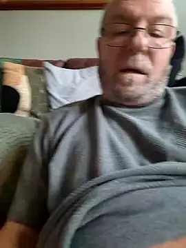 justenjoyingurcompany online show from 01/12/26, 08:43