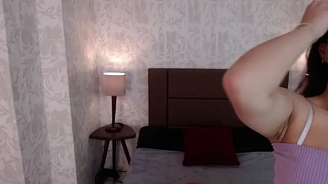 Chloe014  online show from 03/26/26, 11:30