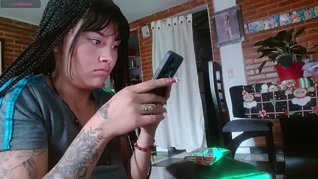 Lia rouse04 online show from 03/24/26, 12:16