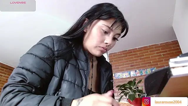 Lia rouse04 online show from 03/31/26, 12:51