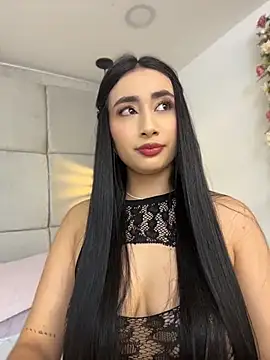 IvonneOwen online show from 06/26/26, 03:23