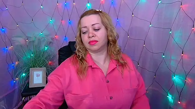 OliviaVerr online show from 02/08/26, 01:20