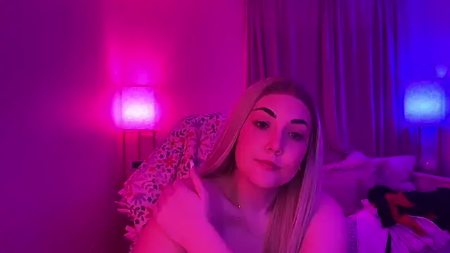 BellaMarieXO online show from 03/26/26, 02:21