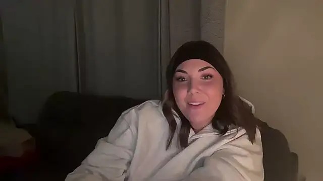 BellaMarieXO online show from 03/22/26, 02:59