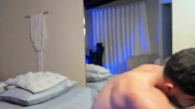 Snapshot of Thiago_moretti chatting on 02/27/26, 11:04 Thiago moretti online show from 02/27/26, 11:04