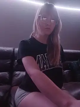 BunnySnowFlake online show from 04/06/26, 01:56