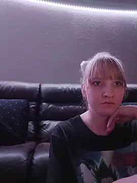 BunnySnowFlake online show from 04/13/26, 01:53