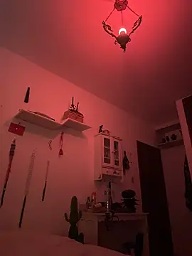 Snapshot of witchdub chatting on 02/14/26, 03:01 witchdub online show from 02/14/26, 03:01