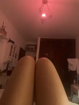 Snapshot of witchdub chatting on 02/13/26, 01:27 witchdub online show from 02/13/26, 01:27