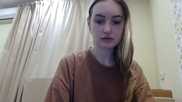 Snapshot of Eva_Harris chatting on 01/12/26, 09:31 Eva Harris online show from 01/12/26, 09:31